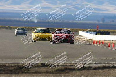 media/Nov-16-2025-CalClub SCCA (Sun) [[2975c16dfc]]/Group 6/Turn 1/